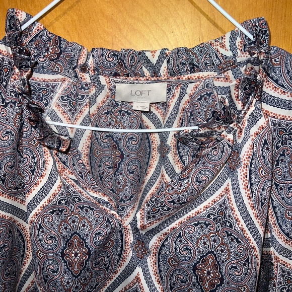 Ann Taylor Loft Blouse Size S Classy Top - Picture 3 of 3